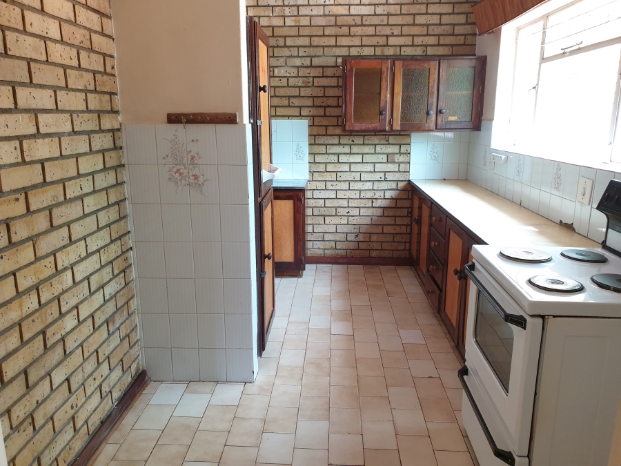 To Let 2 Bedroom Property for Rent in Roosheuwel North West